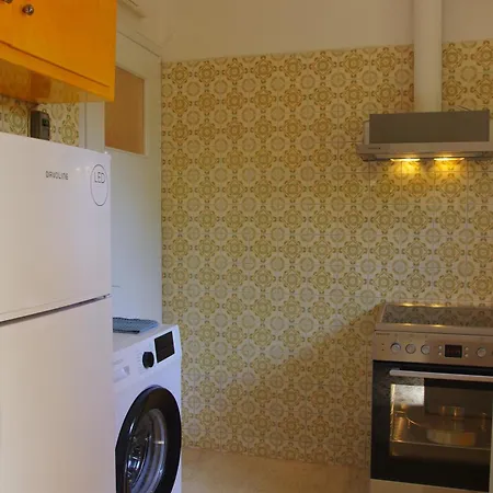 Garden House Escape *