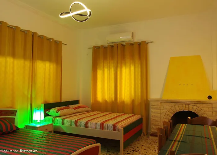 Garden House Escape * Amarynthos