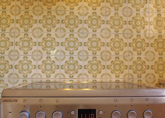 Apartment Garden House Escape